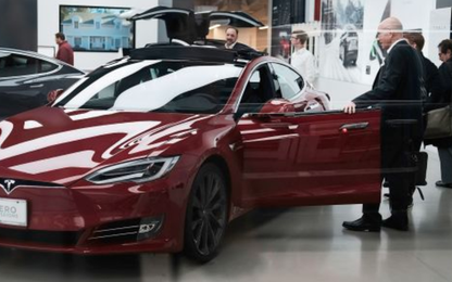 Cổ phiếu của công ty Tesla sẽ giảm hơn 40% trước cuối năm?