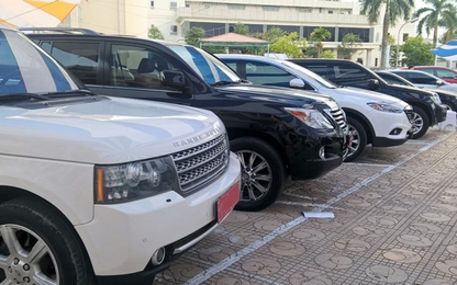 Ô tô cũ đồng loạt tăng giá mạnh, mua chạy trước thời điểm nhạy cảm