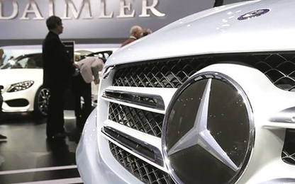 Công nghiệp ô tô thế giới: Điêu đứng vì “bão thương mại”