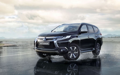 Mitsubishi Pajero Sport máy dầu về Việt Nam rẻ hơn Toyota Fortuner