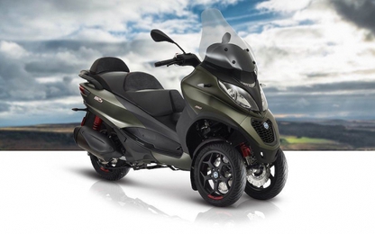 Xe tay ga 3 bánh Piaggio MP3 2019 giá gần 230 triệu
