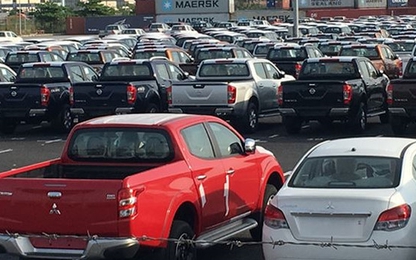 Gần 25.000 ô tô nhập về, VAMA vẫn kêu khó