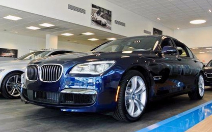 Ô tô sang tăng giá cả trăm triệu, những nguyên nhân khó cưỡng