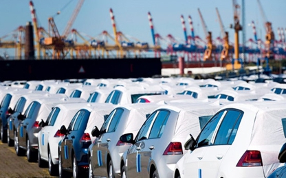 Hàng vạn ô tô thuế 0% tràn về: Hàng nhập giá ngon,xe nội gặp khó