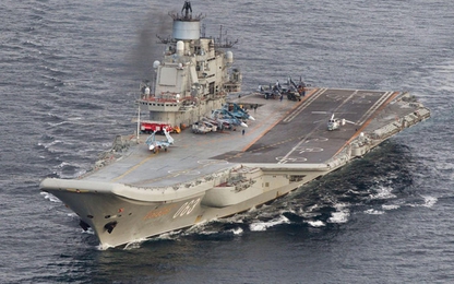 Tàu sân bay Nga vào sửa chữa, ụ nổi bất ngờ... chìm