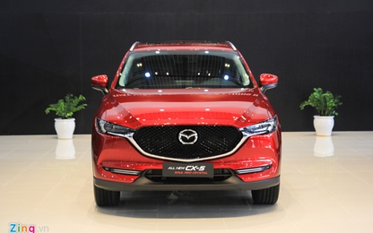 Xe bán chậm được khuyến mại, mẫu ăn khách tăng giá dịp cuối năm