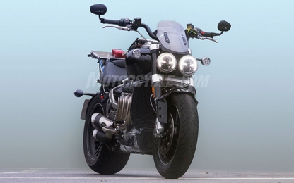 Mô tô động cơ “khủng” Triumph Rocket III 2020
