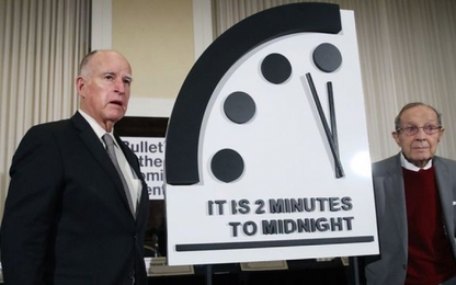 Đồng hồ ngày tận thế sắp điểm