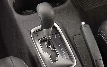 Ý nghĩa các ký hiệu trên cần số xe tự động