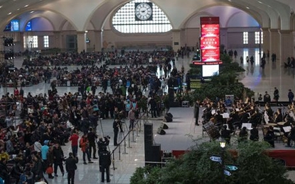 'Choáng' với số người về quê ăn Tết kỷ lục ở Trung Quốc