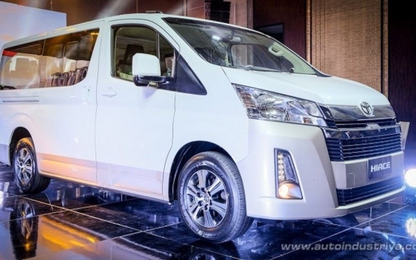 Sau 15 năm, Toyota Hiace chính thức có thế hệ mới