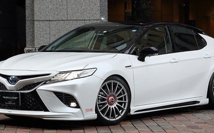 Ngắm Toyota Camry 2019 đầy ấn tượng với gói độ gần 60 triệu
