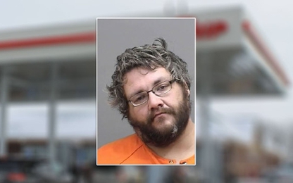 Chủ xe bị bắt vì đổ xăng mà không trả tiền