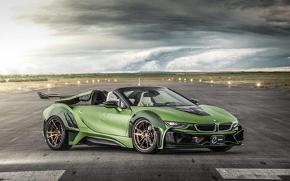 BMW I8 Roadster lột xác với dàn áo xanh nhám