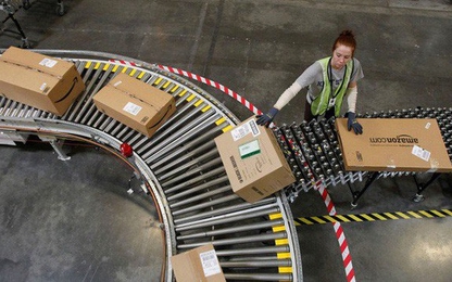 Ở Amazon, robot có thể đuổi việc con người nếu thấy hợp lý