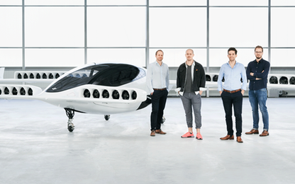 Lộ diện taxi bay cất cánh thẳng đứng đầu tiên trên thế giới