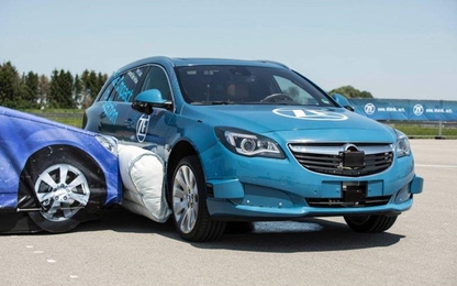 Túi khí bên ngoài ôtô hoạt động như thế nào, hiệu quả ra sao?