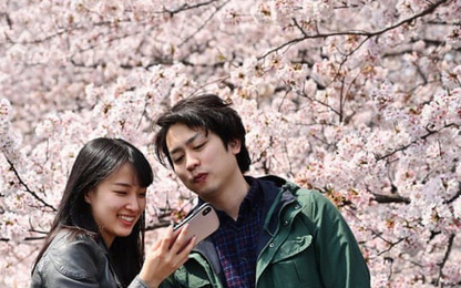 Người Nhật ngại sinh con, tổ chức xếp hạng tín dụng cũng "quan ngại" theo