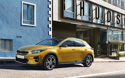 Kia “đôn gầm, đổi vỏ” cho hatchback Ceed, tạo ra crossover XCeed.