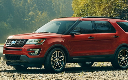 Ford lại tiếp tục triệu hồi gần 700 xe sang Explorer