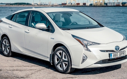 Toyota phải tìm kiếm nguồn cung pin xe điện từ Trung Quốc