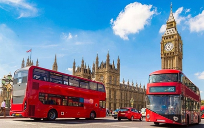Thử nghiệm nghiêng 30 độ xe buýt hai tầng ở London