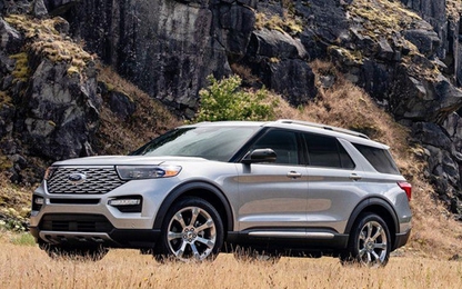 Ford Explorer 2020 lỗi phần mềm và lắp thiếu bộ phận