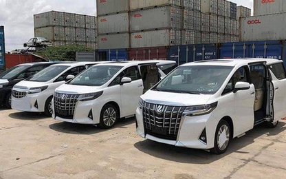 Tháng cô hồn, dân bán xe vẫn hét giá chênh 300 triệu