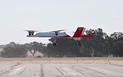 Máy bay không người lái nặng hơn nửa tấn bay thử thành công