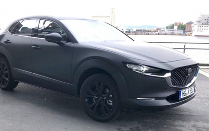 “Trá hình” crossover CX-30, xe ô tô điện Mazda sắp trình làng vào tháng 10