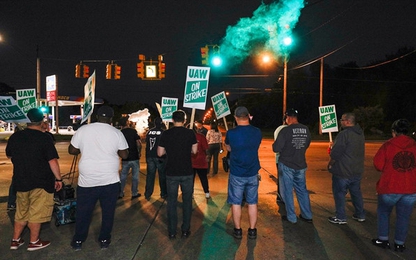 Bất mãn lương bổng, 50.000 công nhân General Motors biểu tình