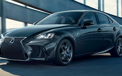 Lexus IS ngầu hơn với phiên bản thể thao Blackline Edition