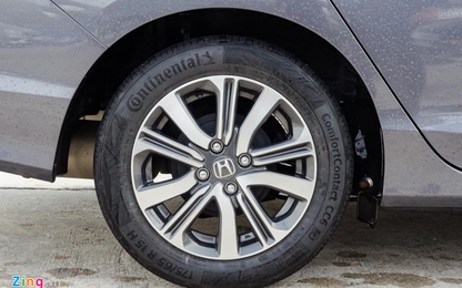 Có nên mua lốp ôtô tồn kho 2-3 năm?