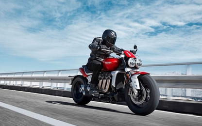 Triumph Rocket 3 2020 chốt giá từ 585 triệu đồng