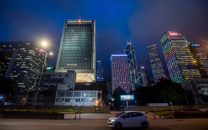 Nhiếp ảnh gia bị bắt vì để flycam rơi vào doanh trại ở Hong Kong