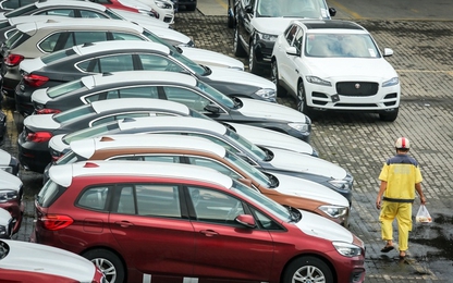 Giá xe du lịch nhập về Việt Nam trung bình hơn 400 triệu đồng