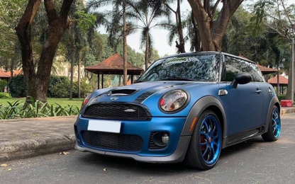 Hatchback thể thao Mini Cooper S JCW có giá chỉ bằng “xe cỏ”