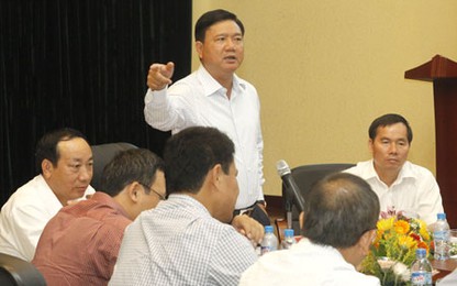 Bộ trưởng truy trách nhiệm để lọt xe quá tải