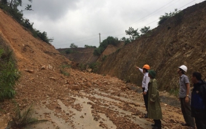 Quảng Bình: Sửa chữa cấp bách các vị trí xói lở trên QL9B