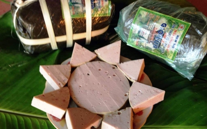 Nghệ nhân Ước Lễ chia sẻ cách làm nem, giò chả Tết