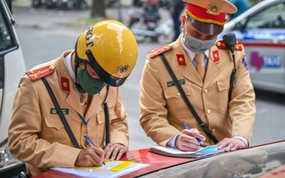 Thấy gì sau 10 ngày CSGT toàn quốc mở cao điểm Tết?