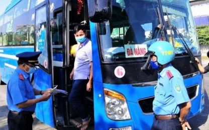 Hà Nội: Tổng kiểm tra, xử lý xe kinh doanh vận tải chưa lắp camera