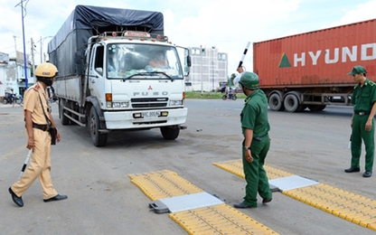 Sơn La: Tăng cường kiểm soát tải trọng ôtô chở hàng