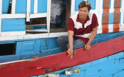 Một tàu cá ngư dân Lý Sơn bị tàu TQ cướp tài sản hai lần