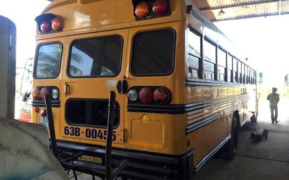 Xuất hiện xe buýt trường học đẹp như trong phim