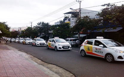 Kon Tum: Tài xế Sun Taxi đồng loạt đình công