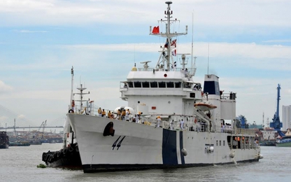 Chiêm ngưỡng tàu cảnh sát biển khổng lồ của Ấn Độ vừa cập bến TP.HCM