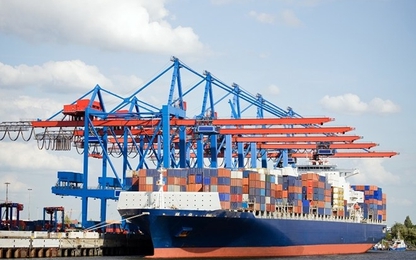 Công khai biểu cước trên mạng để tránh thu phụ phí "vô tội vạ"