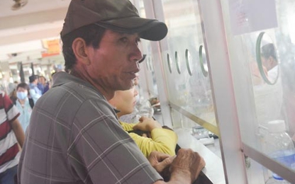 Vừa mở bán vé Tết, bến xe Miền Đông đã bán sạch 400 vé