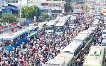 Vì sao nhiều đề án hạn chế xe cá nhân 'chết yểu'?